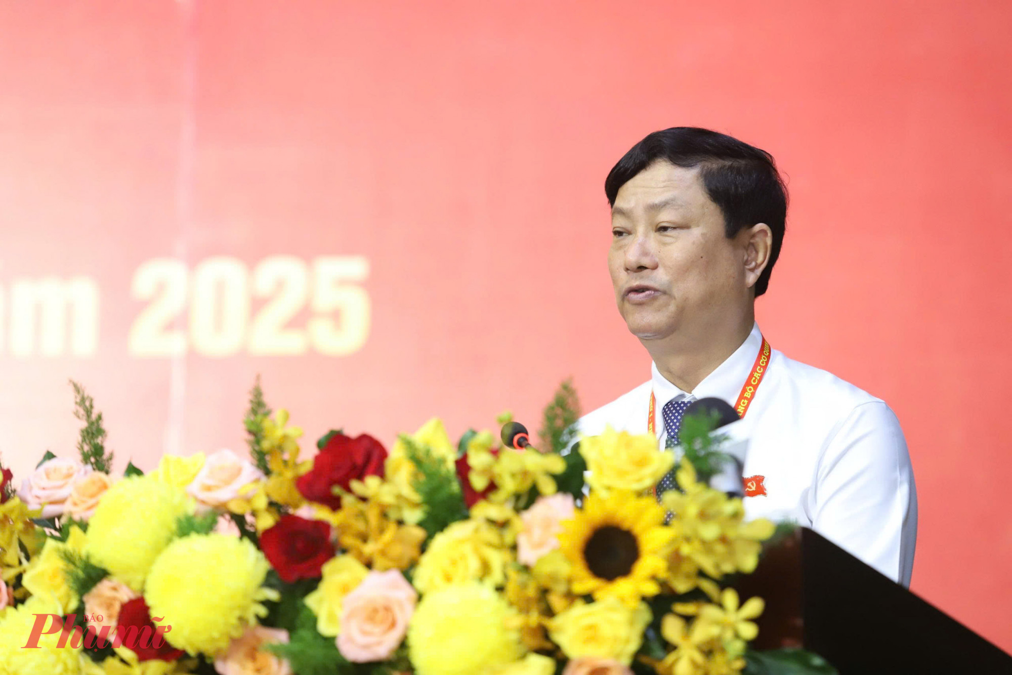 , ông Võ Văn Minh - Phó Bí thư Thành ủy, Chủ tịch HĐND thành phố, Phó Bí thư thường trực Đảng ủy các cơ quan Đảng TPHCM - phát biểu khai mạc Đại hội 