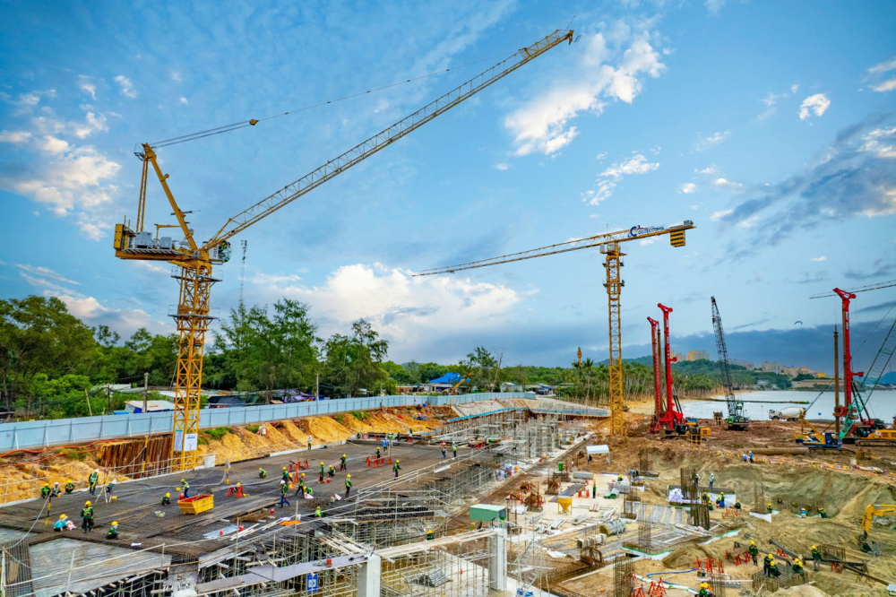 Phú Quốc tăng tốc hoàn thiện những công trình biểu tượng cho APEC 2027 “Đại công trường” Phú Quốc đang chạy đua với thời gian để kịp phục vụ Hội nghị APEC 2027