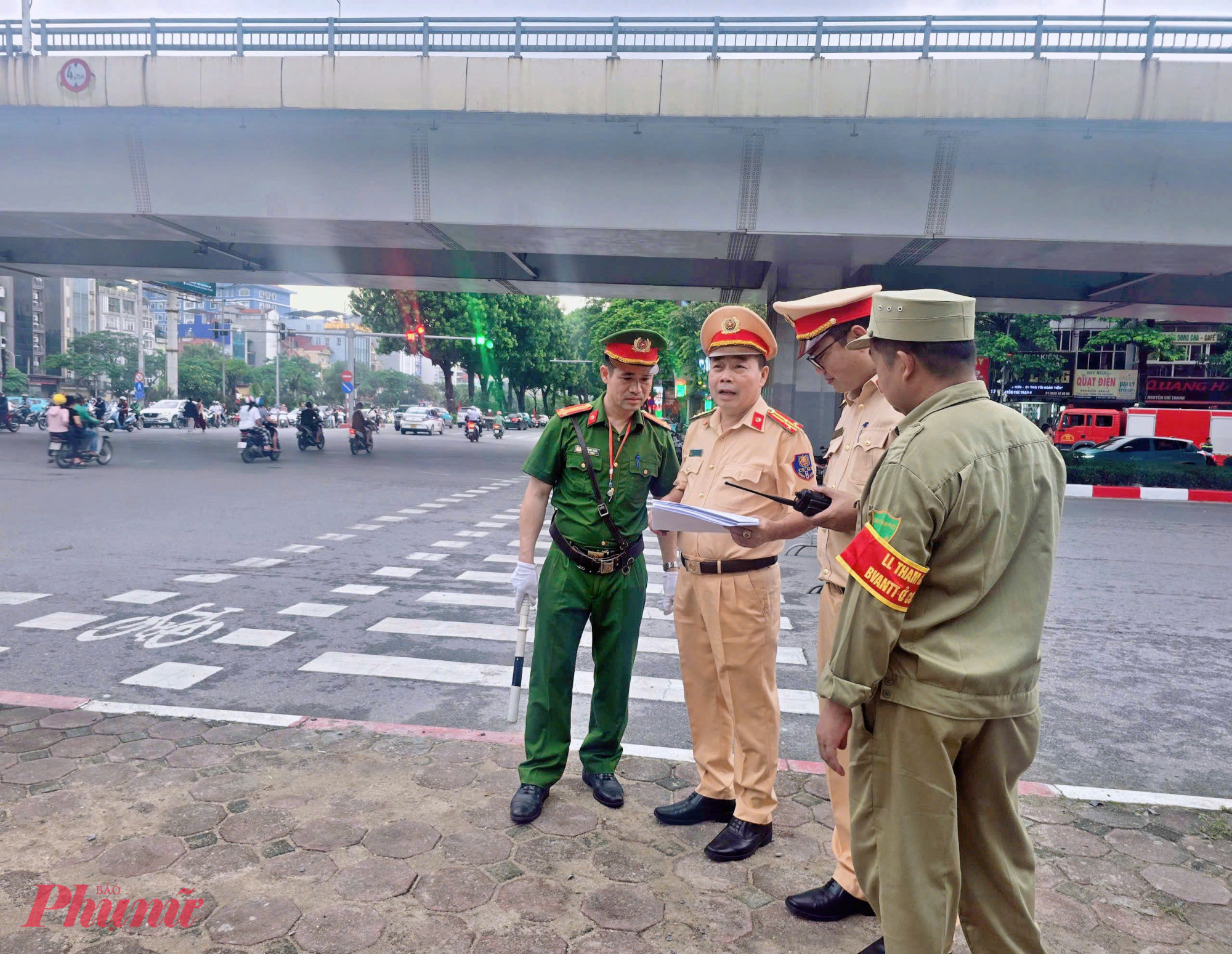 Theo kế hoạch, chương trình tổng hợp luyện lần 1 diễn ra vào 20h00 ngày 21/8/2025. Theo thông báo của Công an thành phố, một số tuyến đường sẽ cấm tuyệt đối các loại phương tiện trong khung giờ phục vụ cho A80.