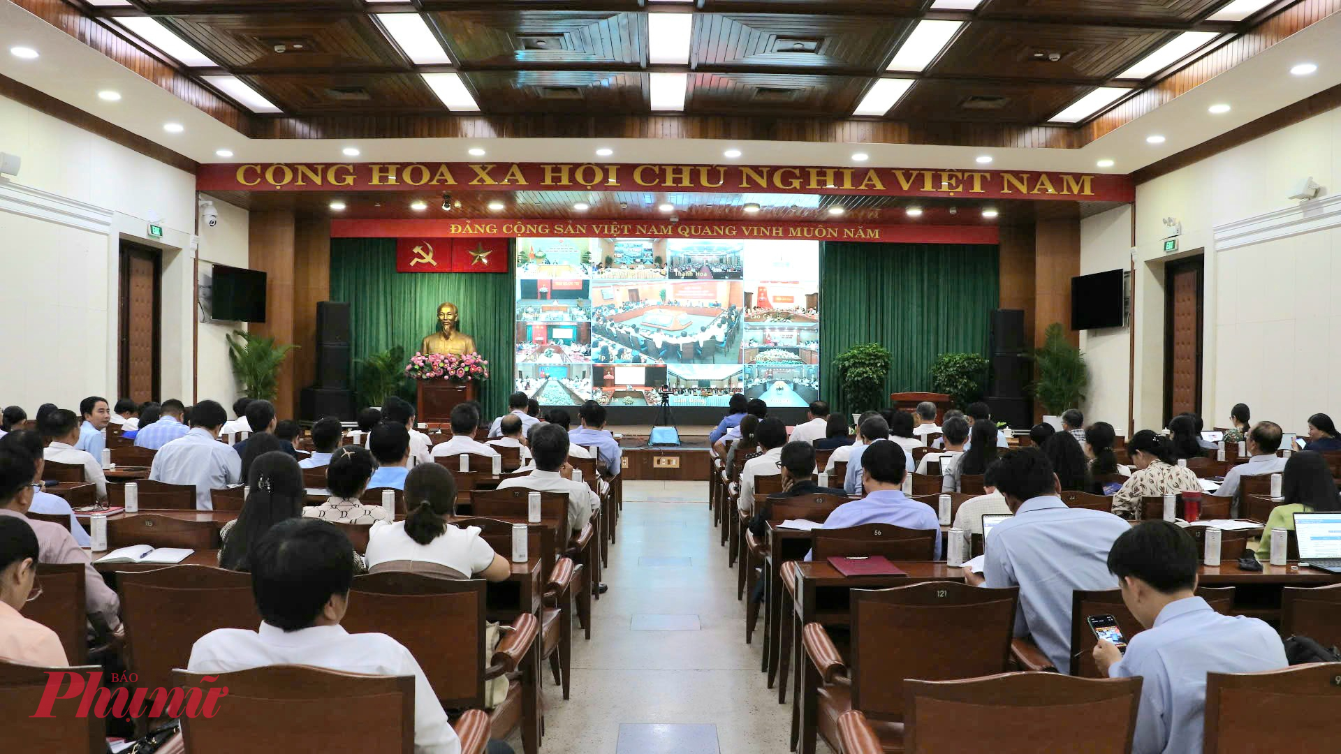 Các đại biểu tham gia tại điểm cầu TPHCM - Ảnh: Trang Thư