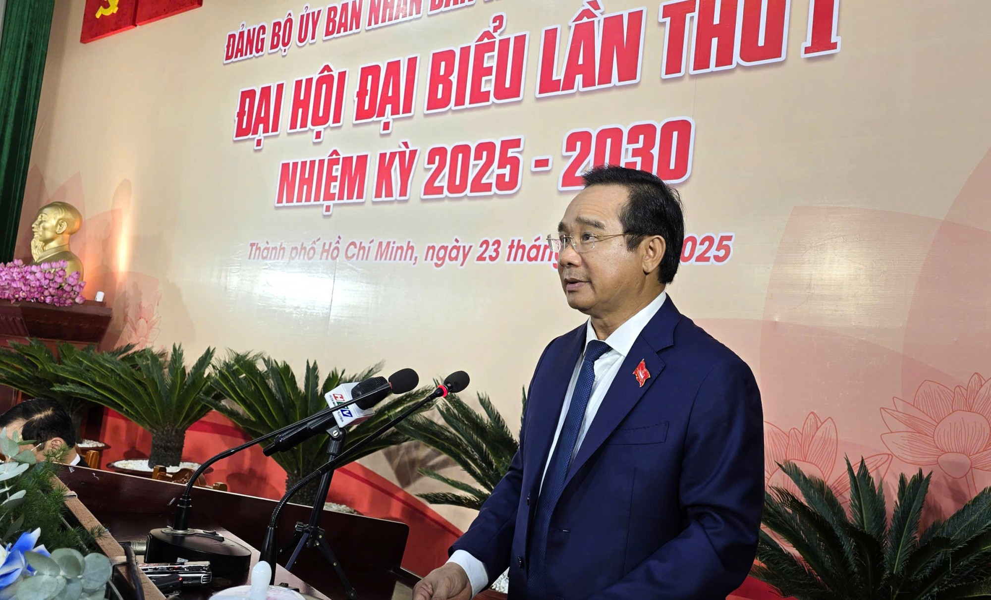 ông Nguyễn Văn Được - Ủy viên Ban Chấp hành Trung ương Đảng, Phó Bí thư Thành ủy, Bí thư Đảng ủy, Chủ tịch UBND TPHCM 