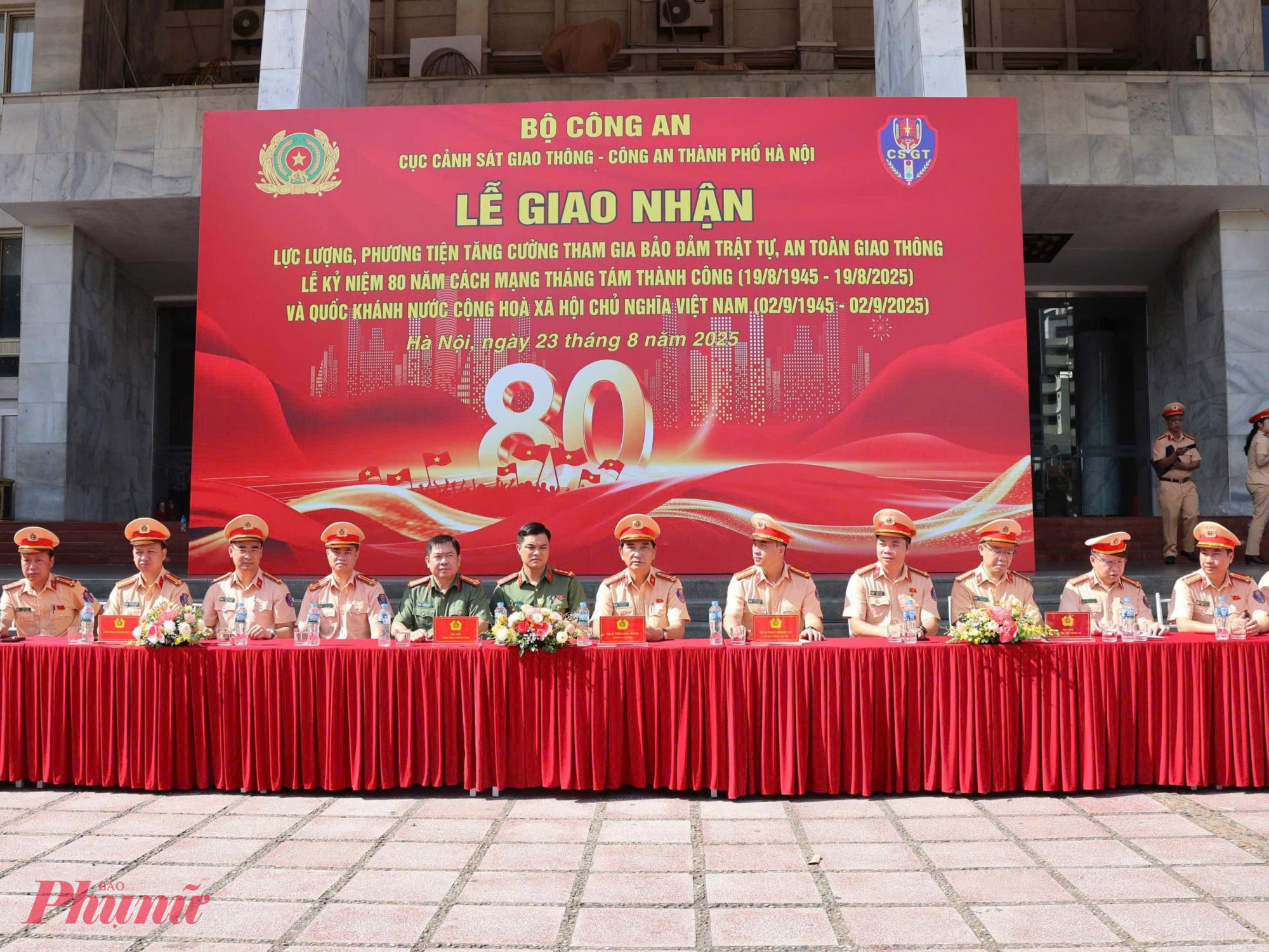 Đây không chỉ là sự hỗ trợ về lực lượng, mà còn là sự động viên to lớn, khẳng định trách nhiệm chung tay góp phần để Thủ đô tổ chức thành công Sự kiện A80.
