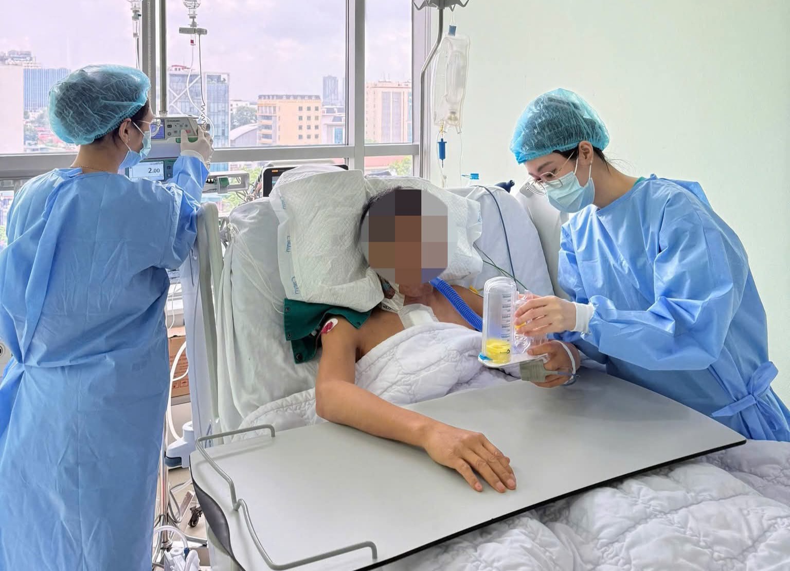 Nam bệnh nhân hồi sinh nhờ trái tim của người lạ
