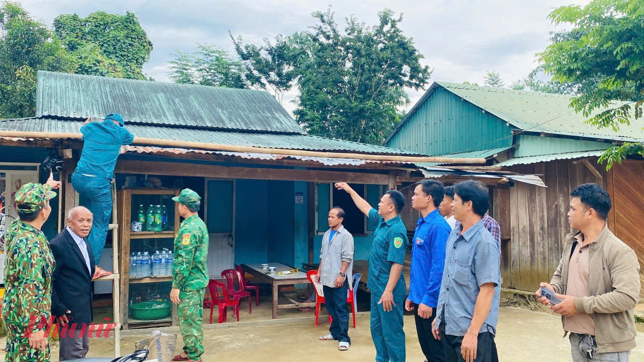 Khẩn trương rà soát phương án, chủ động bố trí lực lượng, phương tiện sẵn sàng tổ chức triển khai công tác hỗ trợ sơ tán, di dời dân tại các khu vực không bảo đảm an toàn, nhất là trong các nhà yếu, khu dân cư ở vùng thấp trũng, nguy cơ sạt lở.