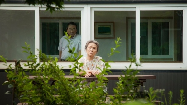 Ba má giận nhau, cảnh nhà giờ buồn tênh...