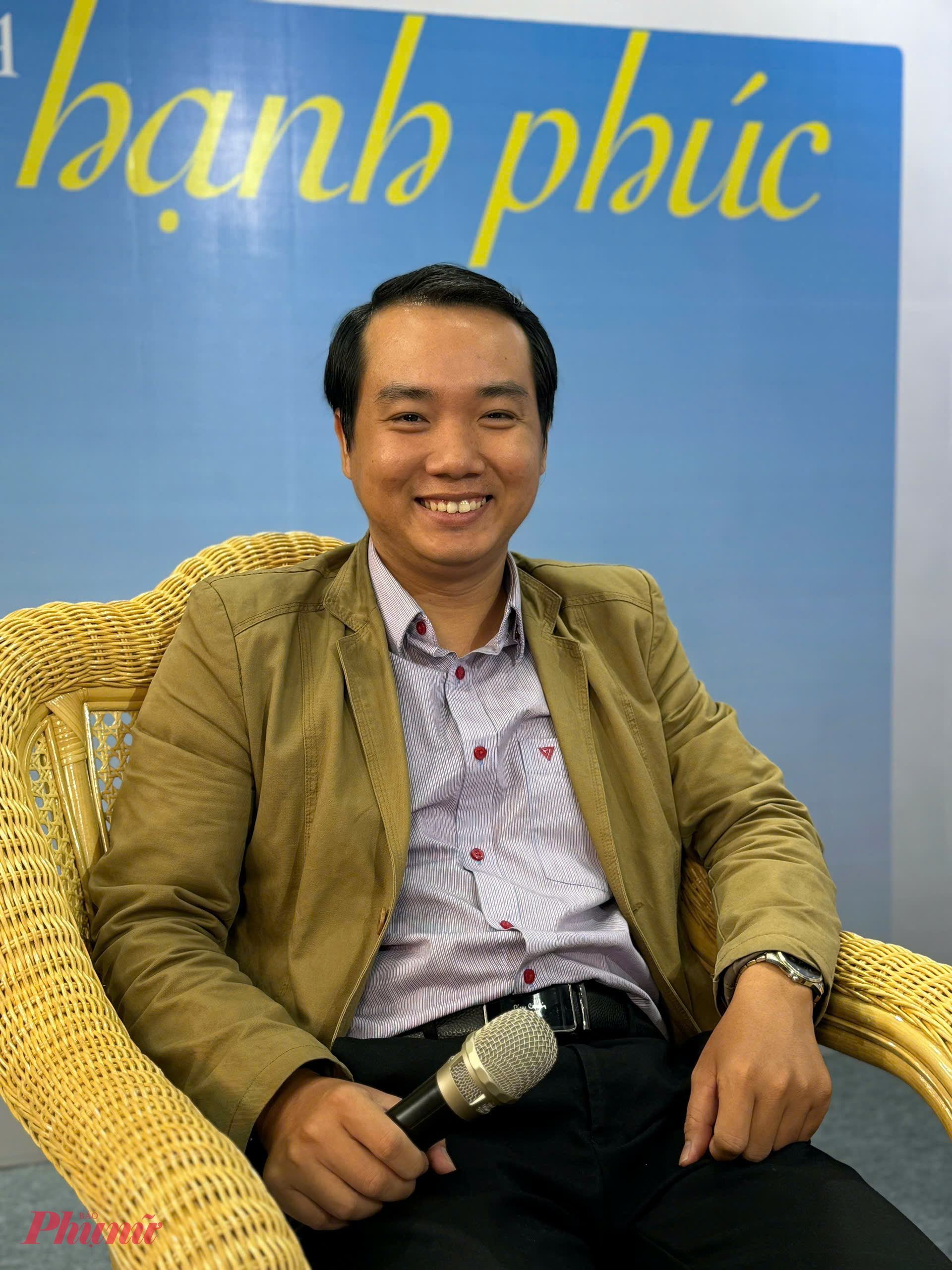 Talkshow “Đồng hành cùng con trong học tập, sao cho hiệu quả?”: Xóa khoảng cách giữa cha mẹ và con cái Thầy Nguyễn Tuấn Anh - Ảnh: Trang Thư