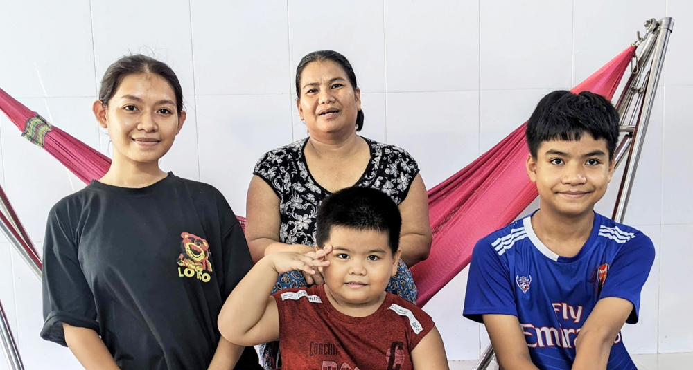 Nắng mới ở làng phong 4 mẹ con chị H’veo