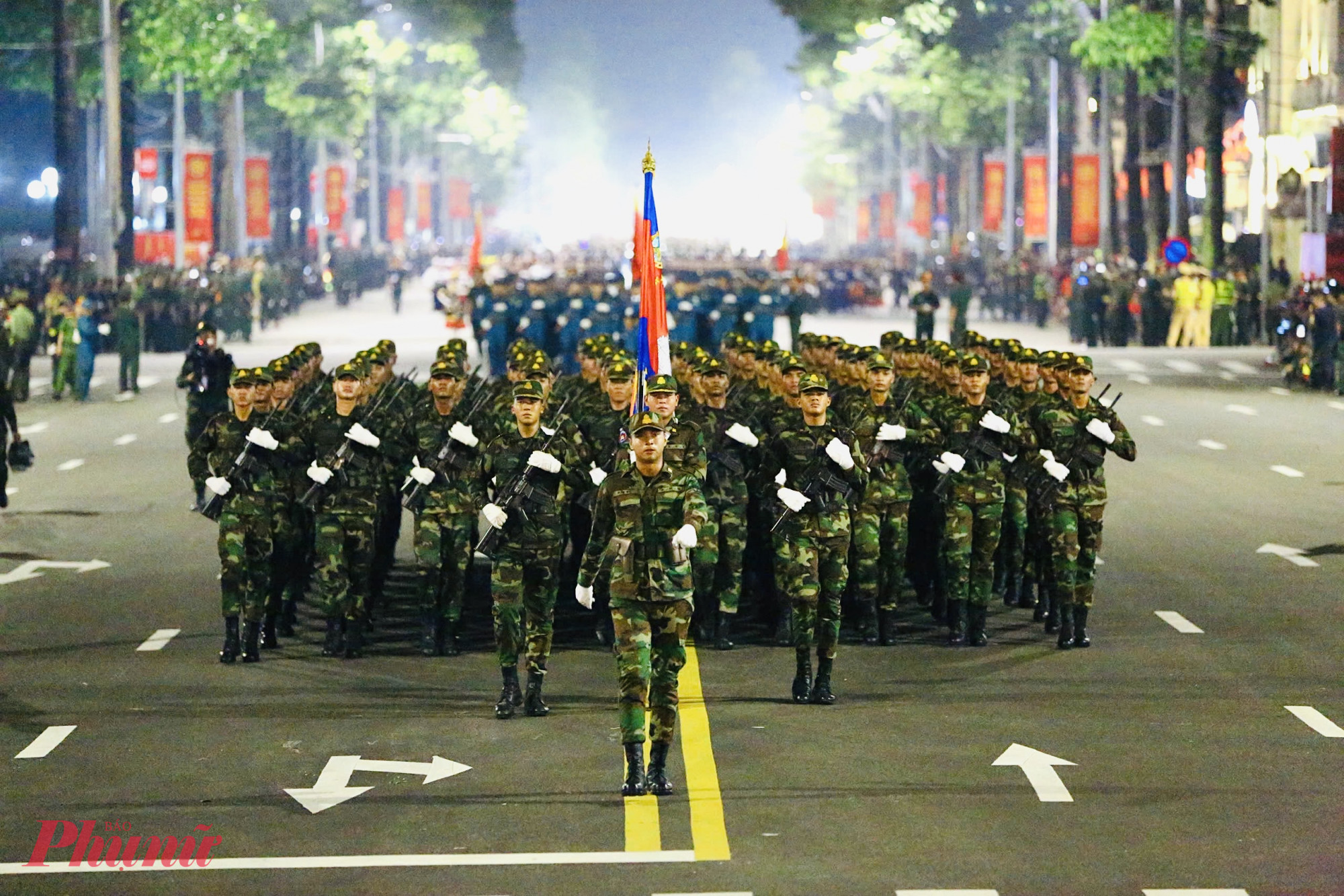 Khối diễu binh Quân đội Campuchia.