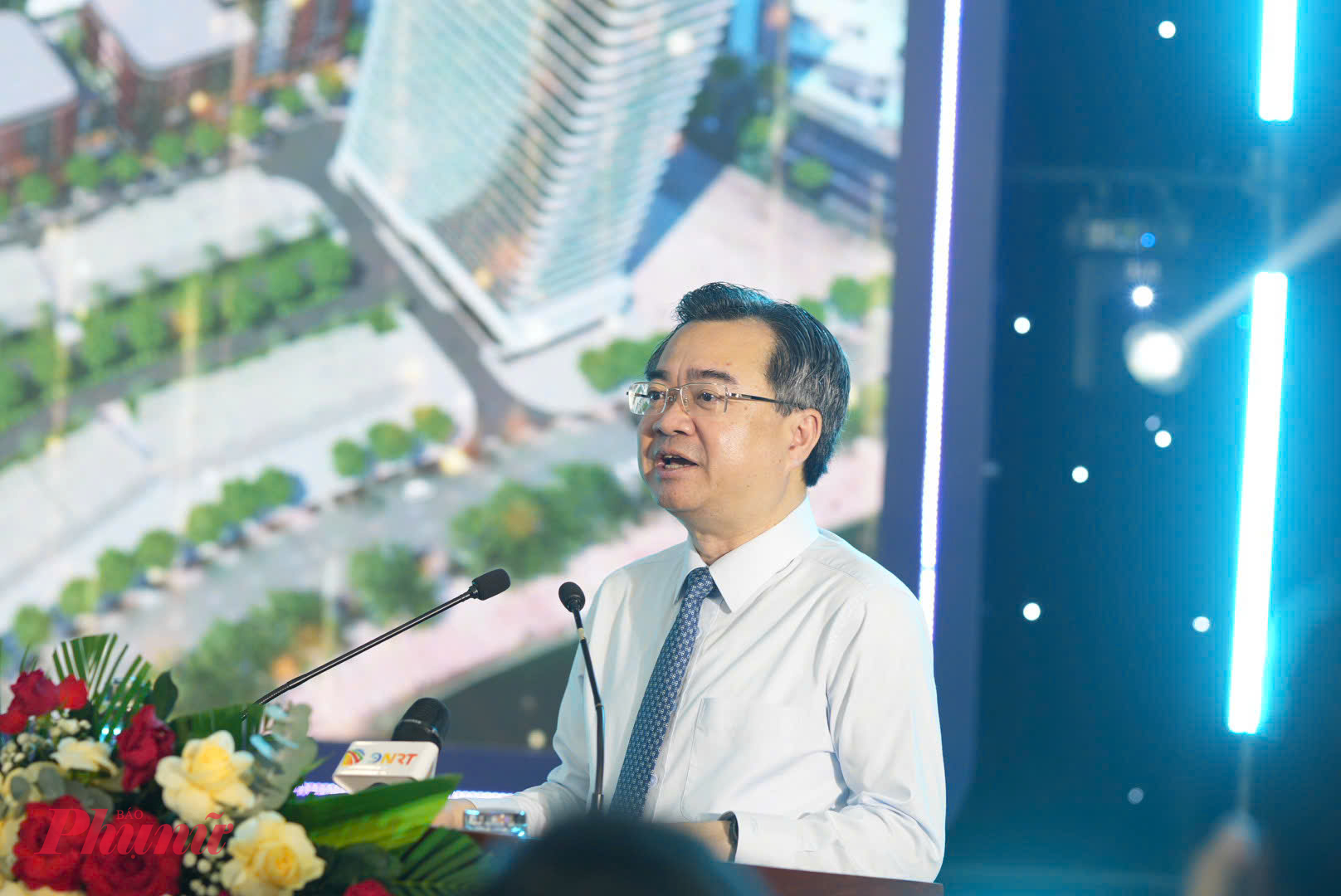 Trưởng ban Chính sách, Chiến lược Trưng ương Nguyễn Thanh Nghị phát biểu tại phiên khai mạc
