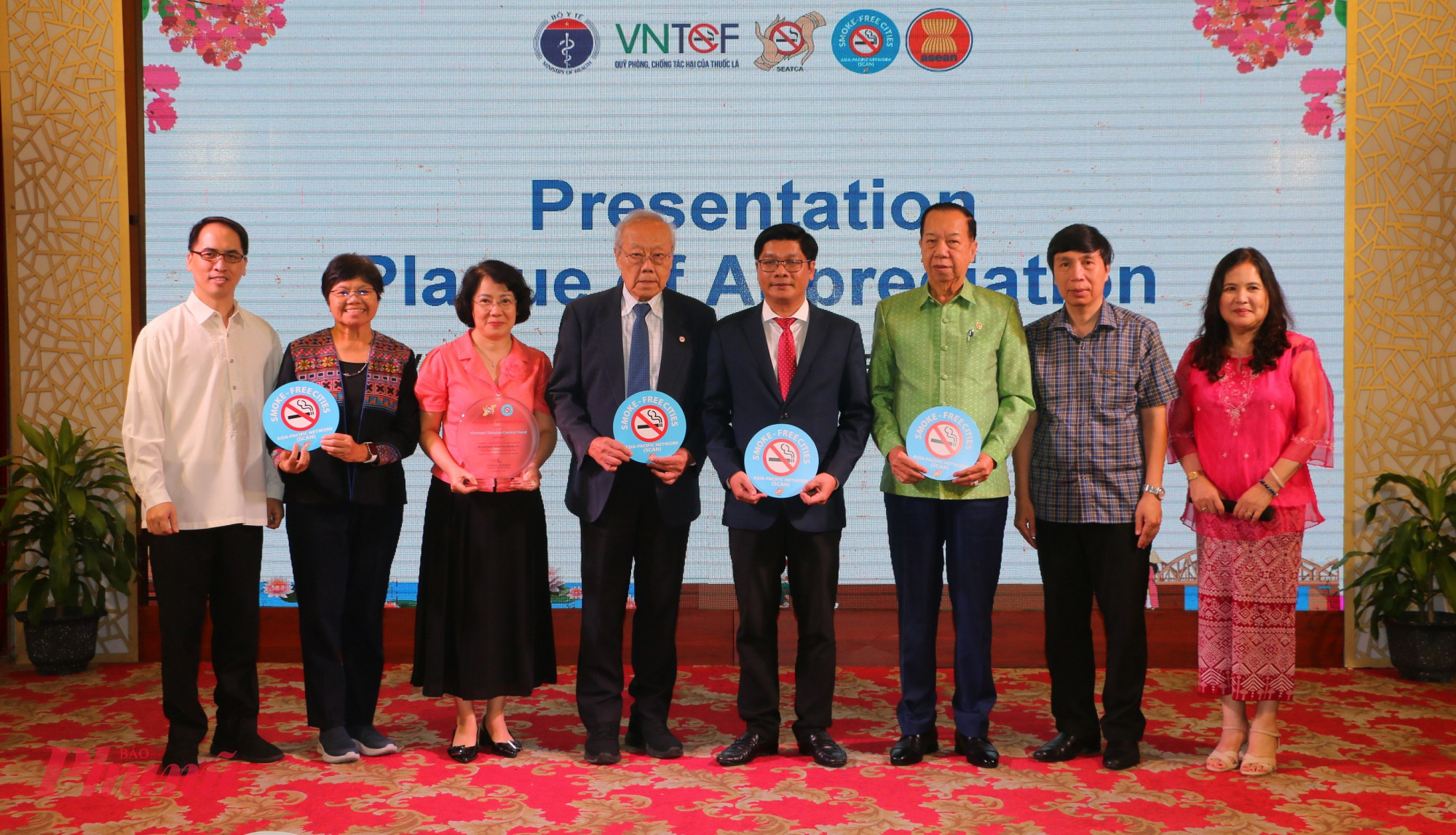  Các đại biểu tham dự hội thảo cùng cam kết xây dựng môi trường du lịch Khu vực ASEAN không khói thuốc lá