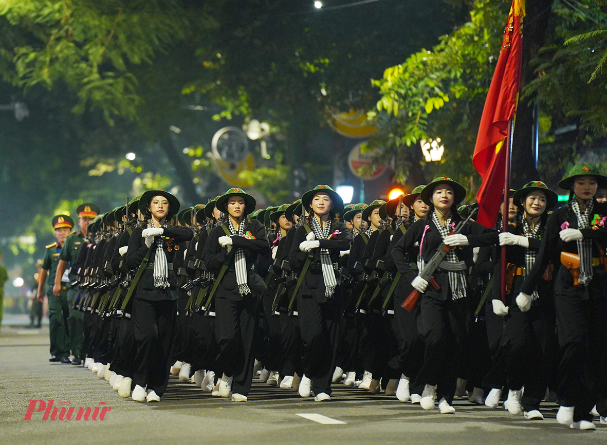 Khối nữ Du kích miền Nam có vai trò quan trọng trong ba mũi giáp công, góp phần làm nên Đại thắng mùa Xuân năm 1975.