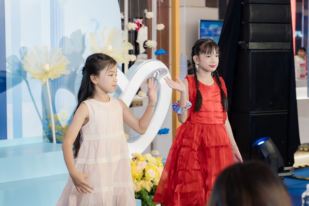 Rời khỏi Ngày hội với một phiên bản mới của chính mình - Ảnh: PNJ