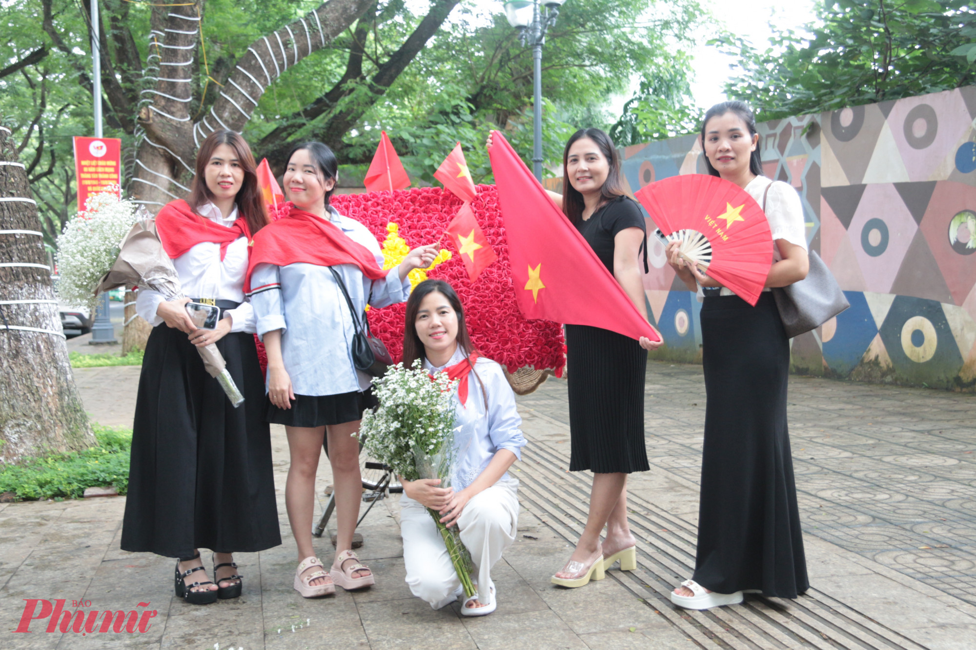 Người dân Đắk Lắk háo hức đón chào đại lễ. 