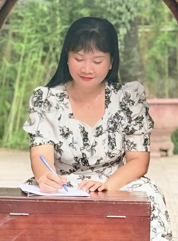 Tân sinh viên và "cuộc chiến" phải vượt qua mùa nhập học Tiến sĩ Nguyễn Thị Diệu Linh - Phó phòng Cộng tác sinh viên - Trường Đại học Mở TP.HCM (Ảnh: NVCC)