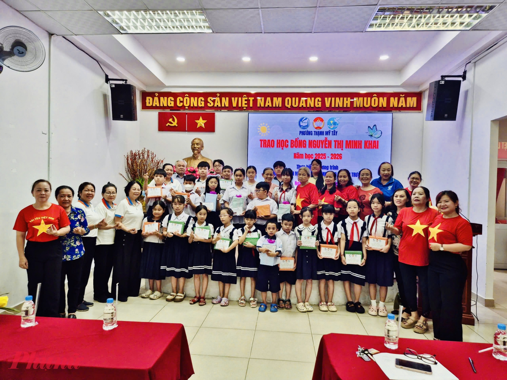 Chương trình trao học bổng Nguyễn Thị Minh Khai là hoạt động thường niên giàu ý nghĩa nhân văn, nhằm động viên, tiếp sức cho học sinh có hoàn cảnh khó khăn nỗ lực vươn lên trong học tập và cuộc sống. Đây cũng là hoạt động thể hiện tình cảm, trách nhiệm của các cấp Hội trong việc chăm lo thế hệ trẻ – những mầm xanh tương lai của đất nước.
