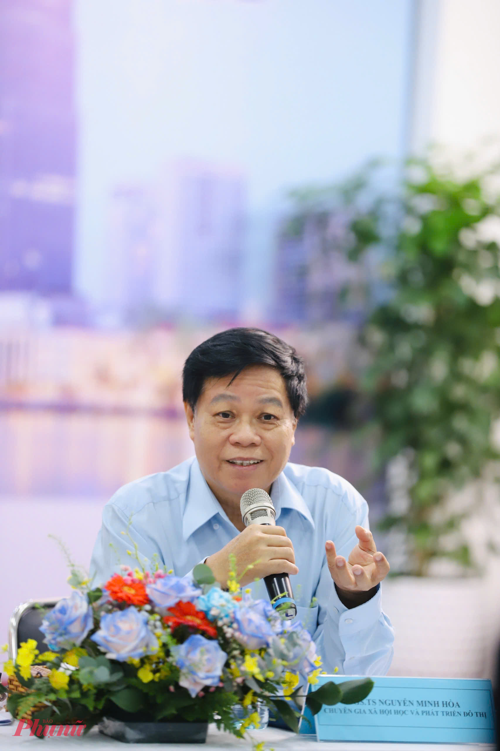 TS Nguyễn