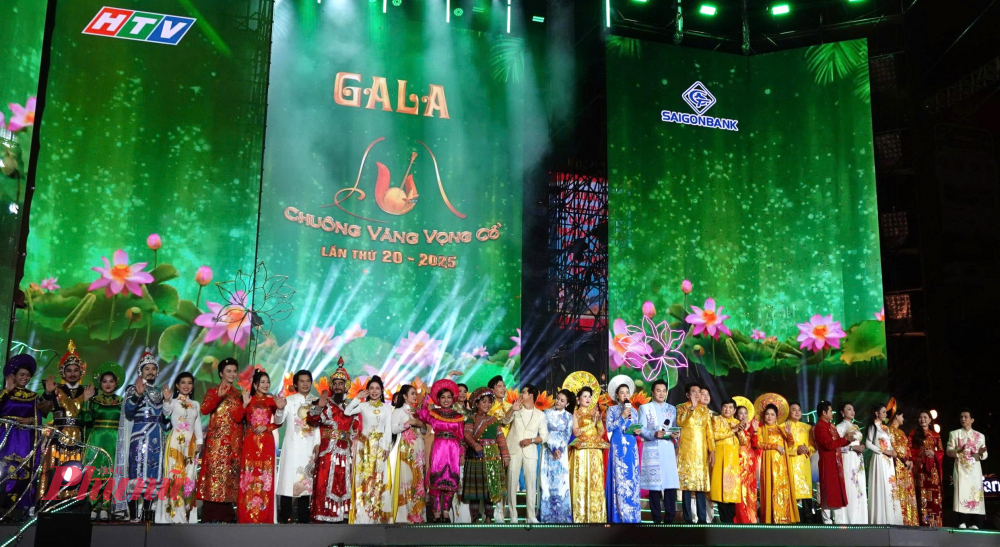 Đêm gala quy tụ gần 50 nghệ sĩ