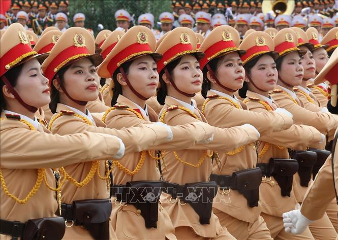 Khối nữ Sĩ quan Cảnh sát giao thông - Ảnh: Lâm Khánh/TTXVN