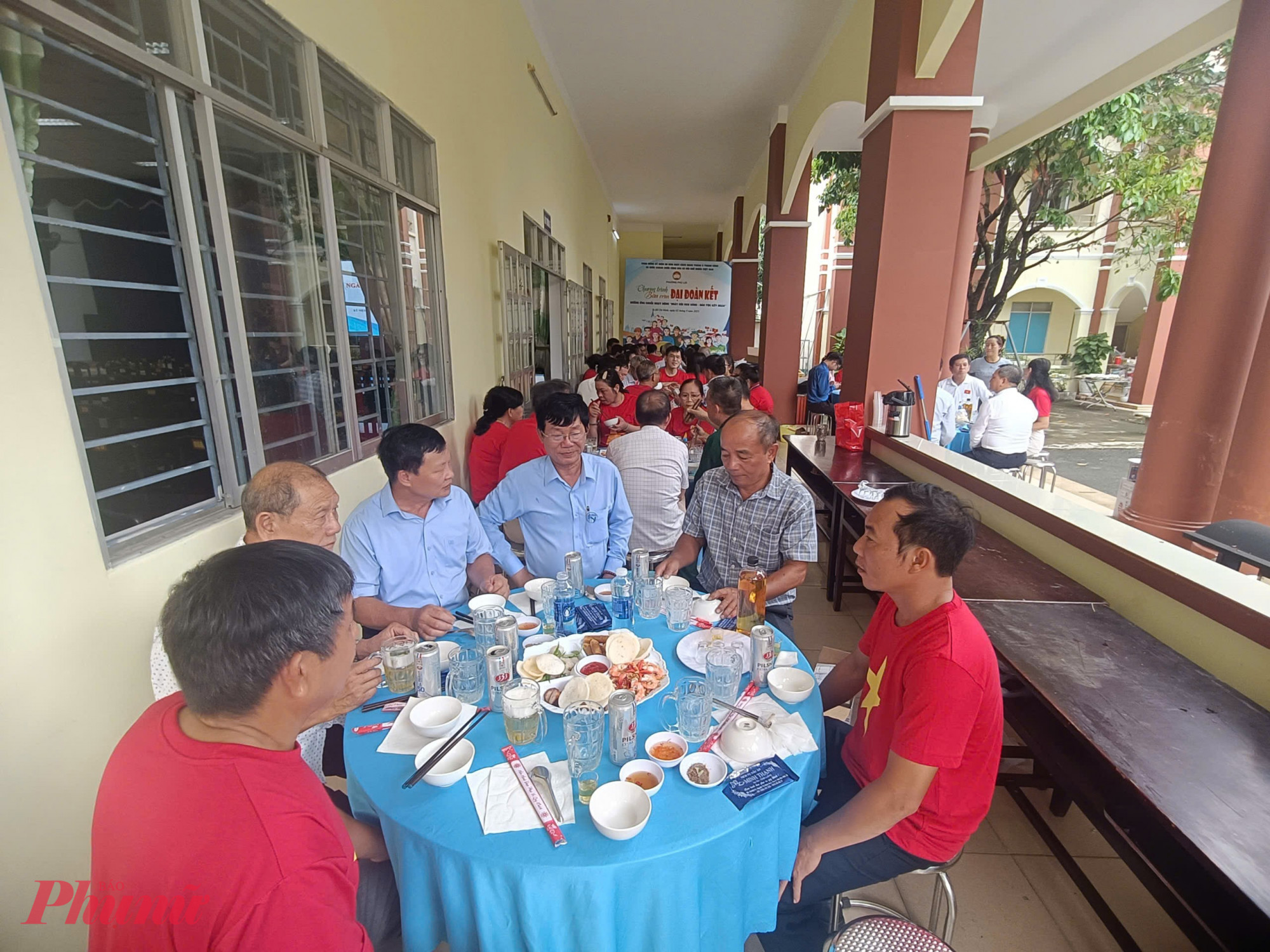 Bữa cơm đại đoàn kết tại phường Phú Lợi vừa được tổ chức sáng ngày 2/9