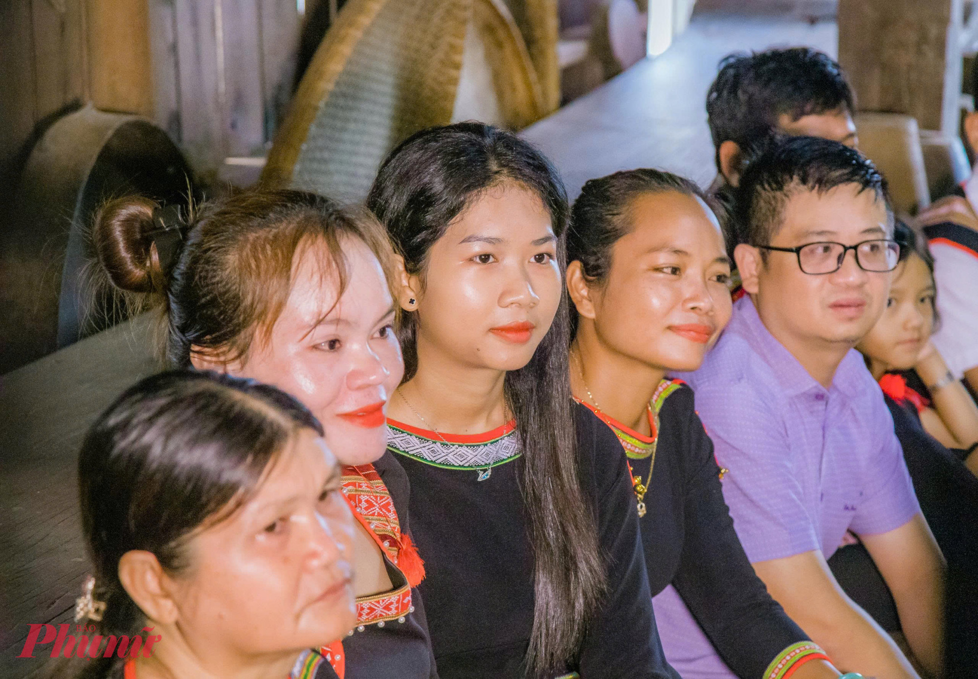 Tết Độc lập đặc biệt của người dân buôn làng ở Đắk Lắk Niềm vui, hanh phúc thể hiện trên từng khuôn mặt