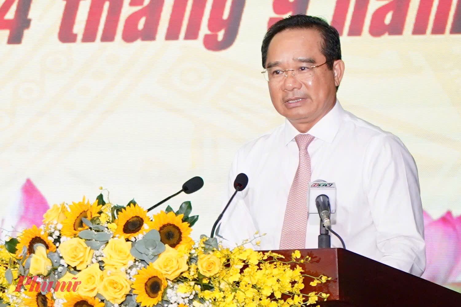 Chủ tịch UBND TPHCM Nguyễn Văn Được phát biểu tại lễ kỷ niệm 80 năm Ngày truyền thống LLVT TPHCM - Ảnh: Thanh Tâm