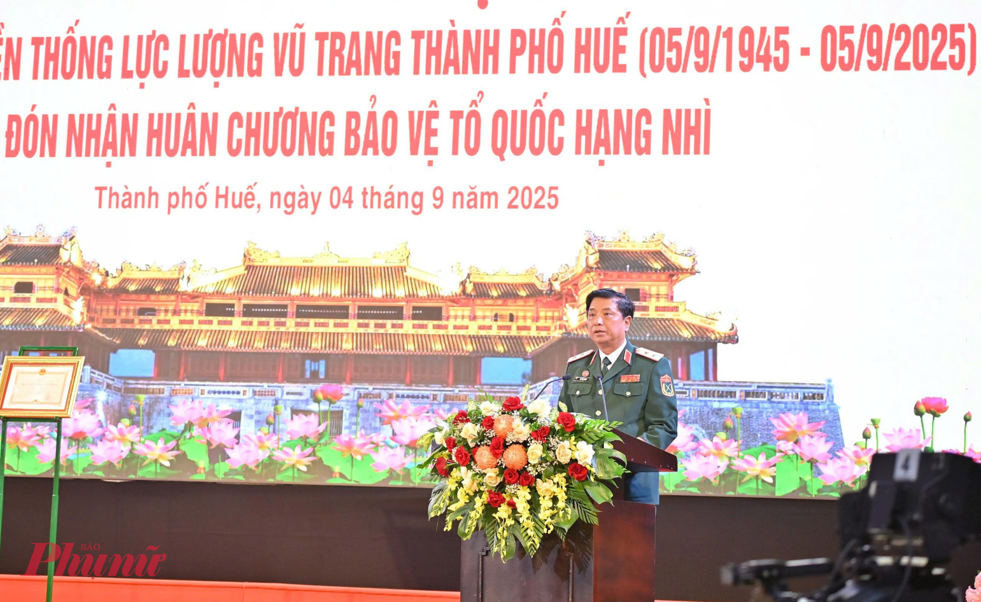 Trung tướng Hà Thọ Bình, Phó Bí thư Đảng ủy, Tư lệnh Quân khu 4 phát biểu chúc mừng