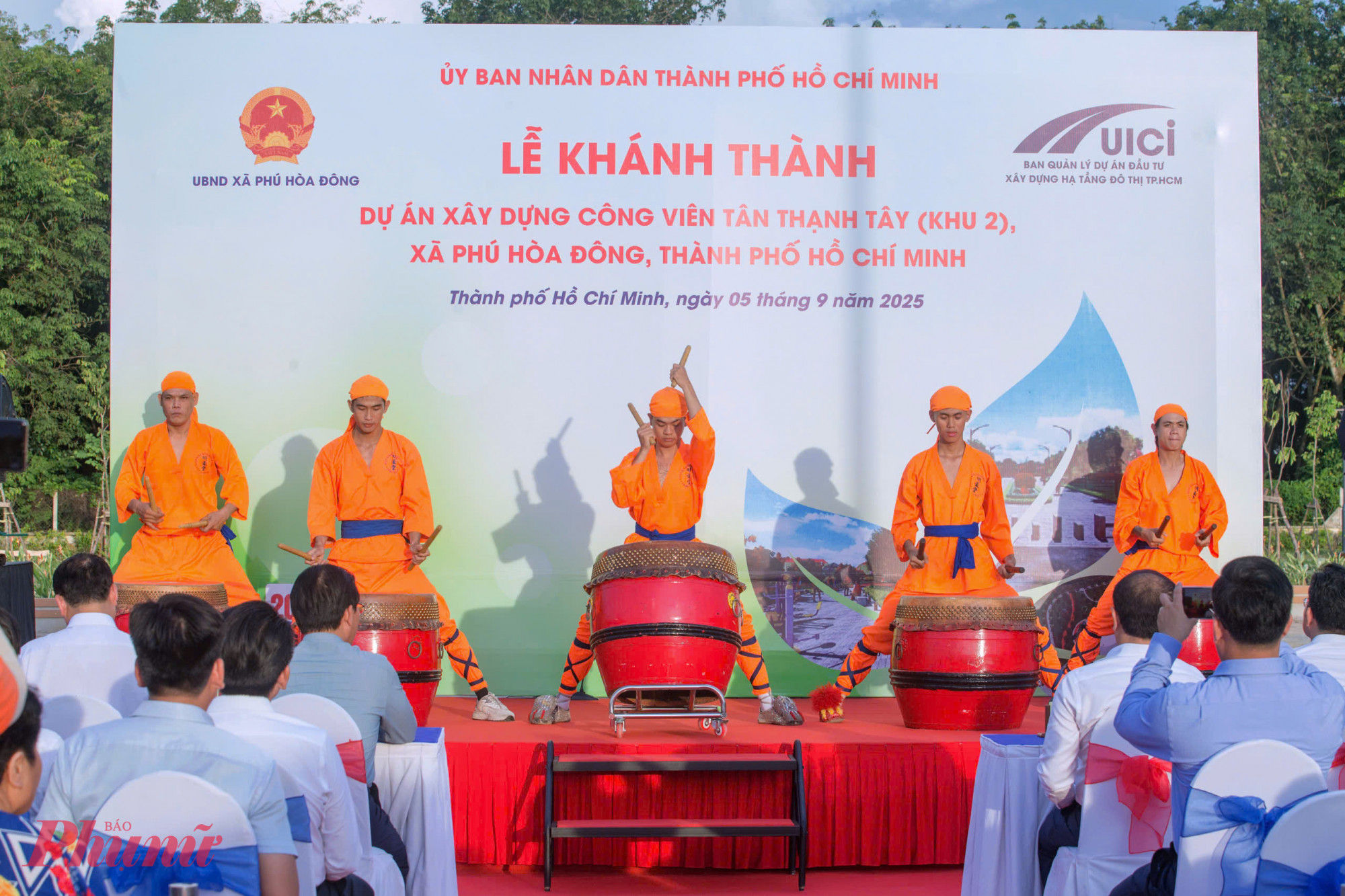 Chương trình văn nghệ chào mừng sự kiện - lễ khánh thành công viên 