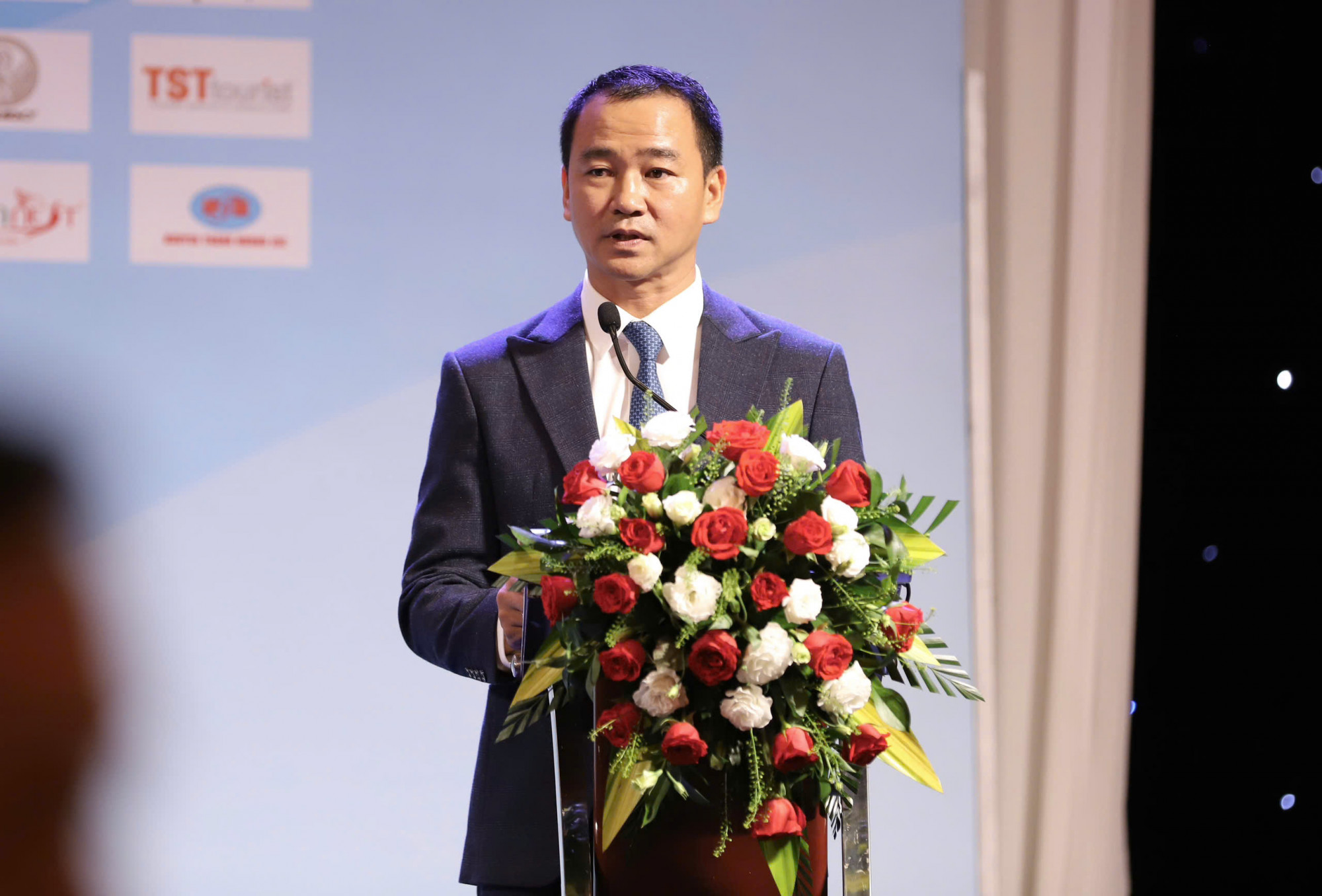 Ông Lư Nguyễn Xuân Vũ