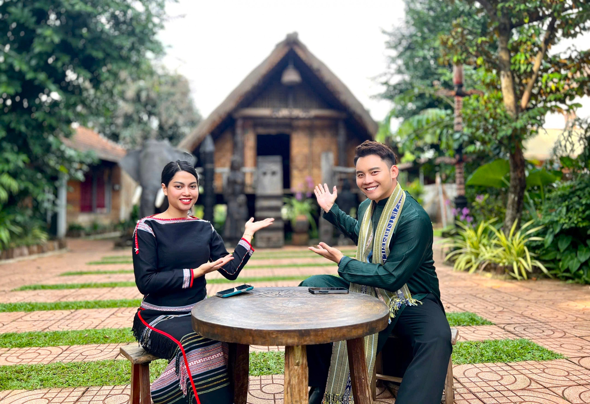 Nữ “thủ lĩnh” trẻ của buôn làng Chị H Zu Ni Niê luôn nỗ lực lan tỏa tình yêu văn hóa dân tộc đến cộng đồng