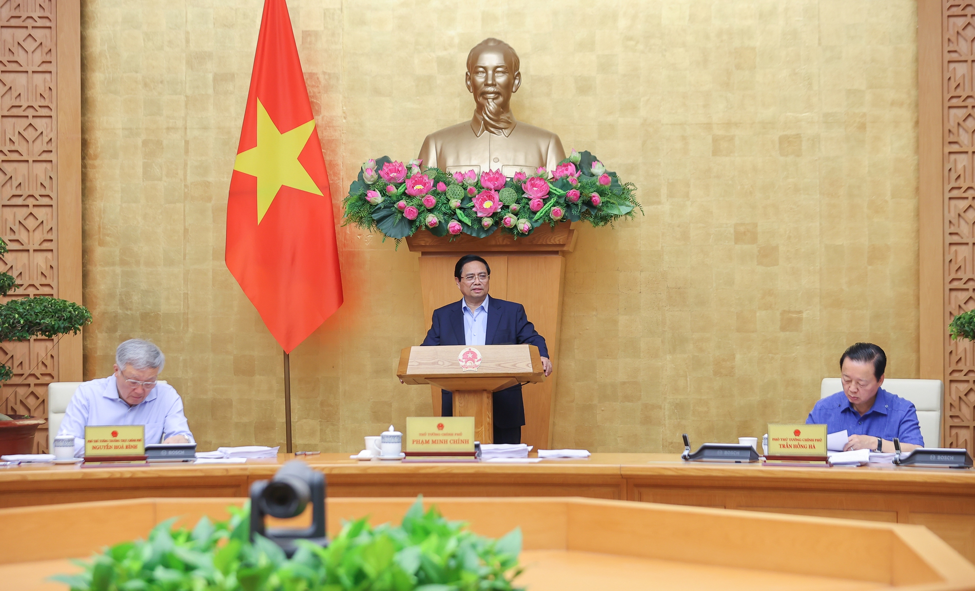Thủ tướng Phạm Minh Chính chủ trì phiên họp sáng 6/9 - ảnh: Nhật Bắc/VGP 