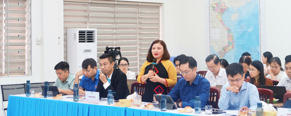 Đo sự phát triển bằng chất lượng sống của người dân Các đại biểu đã góp ý nhiều giải pháp để thực hiện các chỉ số HDI, SDI, BMI