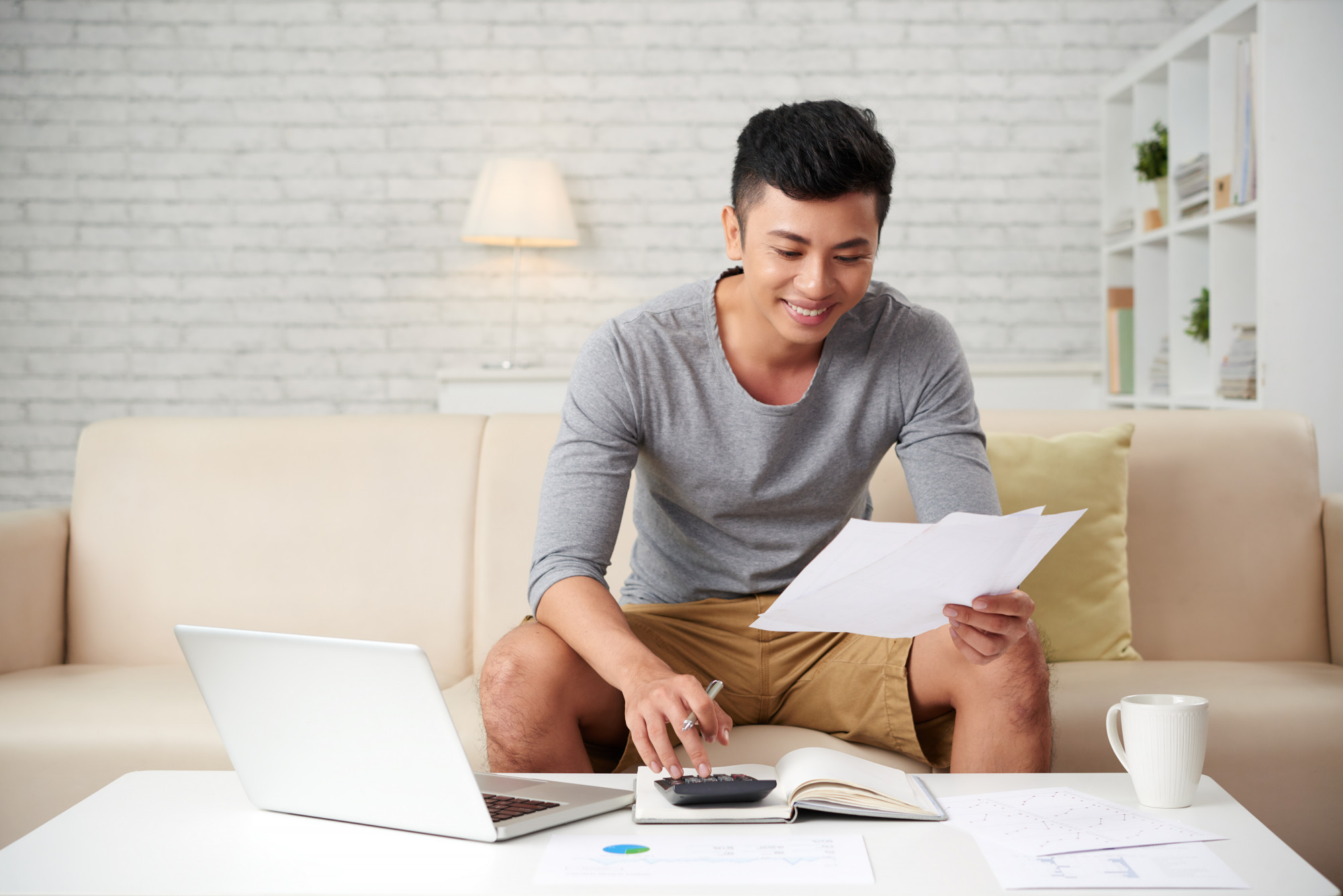 Rất ít đàn ông biết cách quản lý chi tiêu - Ảnh: Freepik