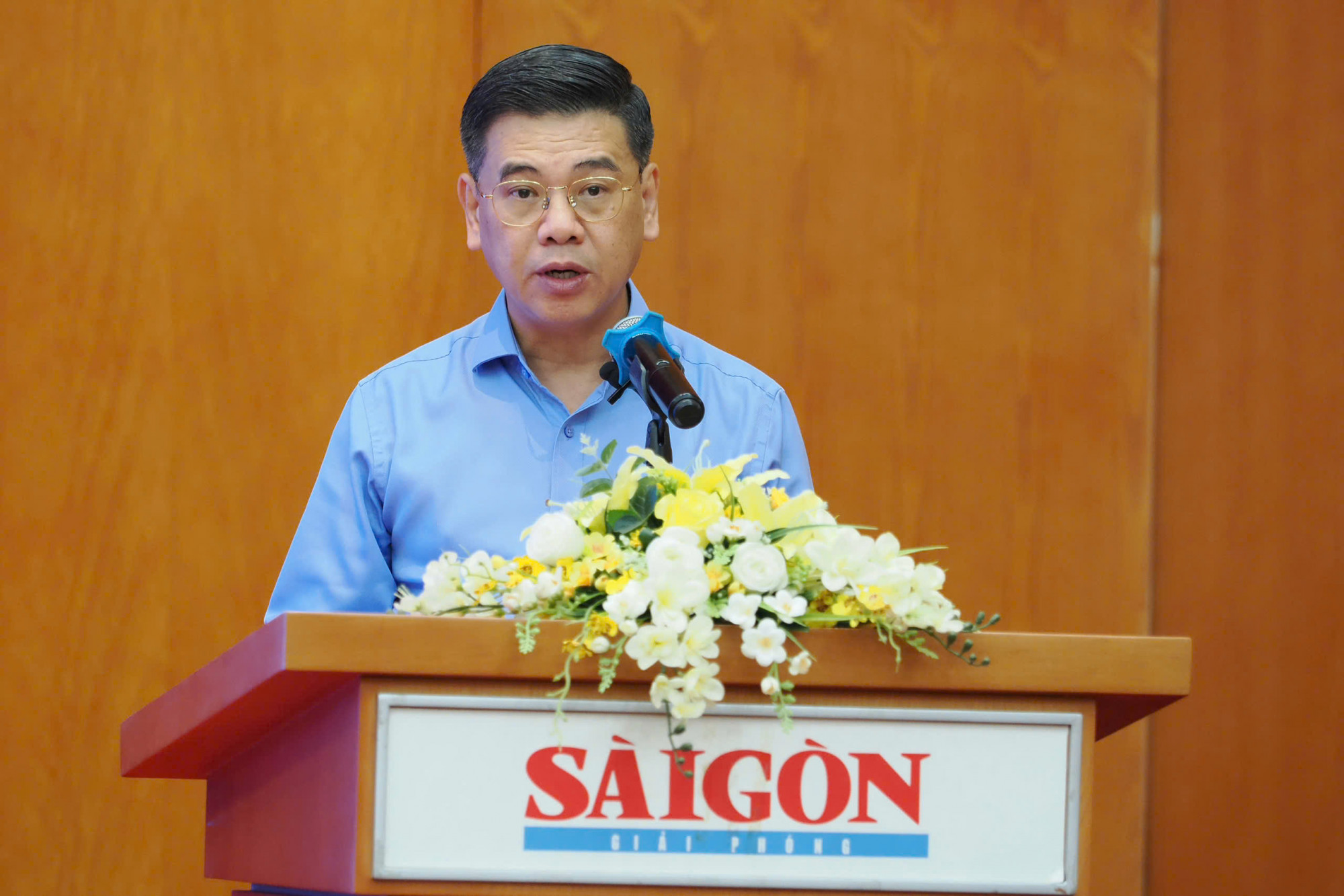 Ông Nguyễn Văn Dũng - Phó chủ tịch UBND TPHCM phát biểu tại hội thảo 