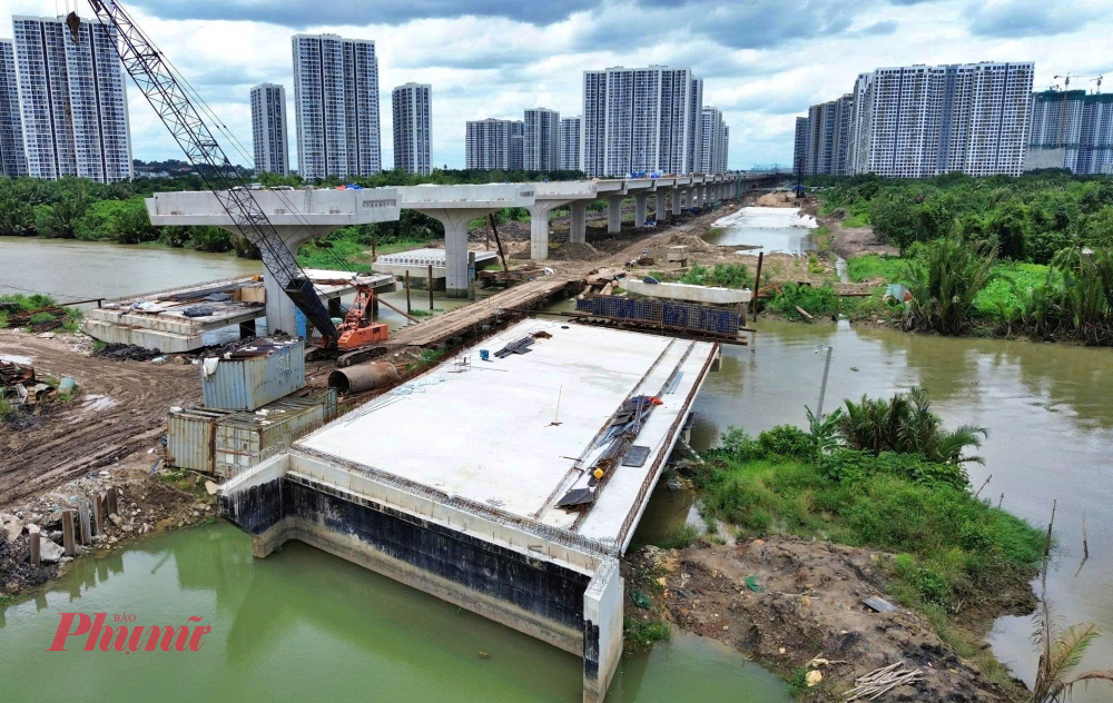 Khi hoàn thành, tuyến đường không chỉ giải tỏa ách tắc mà còn hình thành trục phát triển đô thị mới