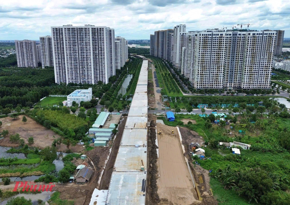 Dự án Vành đai 3 TPHCM được khởi công ngày 18/6/2023, với mục tiêu hoàn thành toàn tuyến vào năm 2026. 