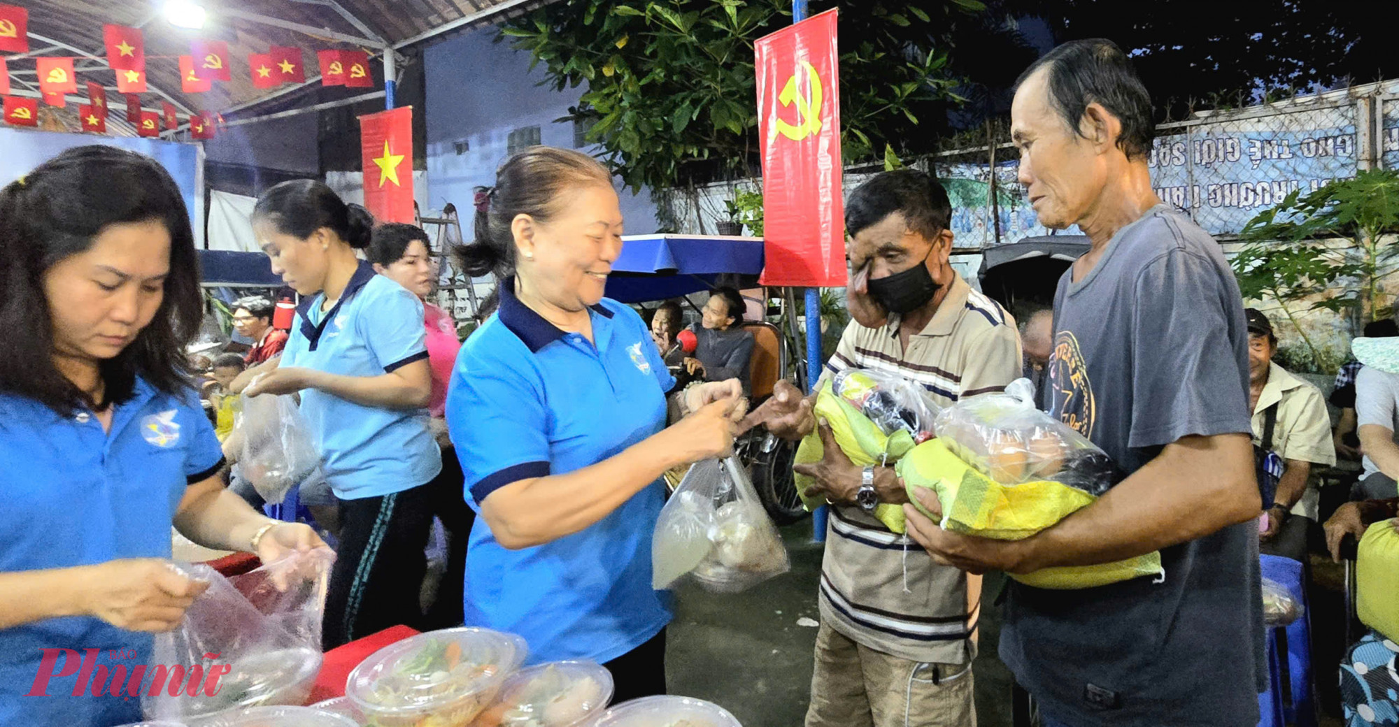 300 suất ăn đã được trao tại chương trình