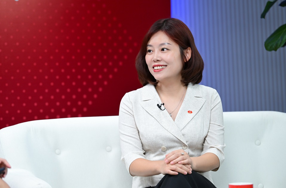 Bà Nguyễn Vân Linh - Phó giám đốc Khối Ngân hàng bán lẻ Techcombank - Ảnh: Techcombank