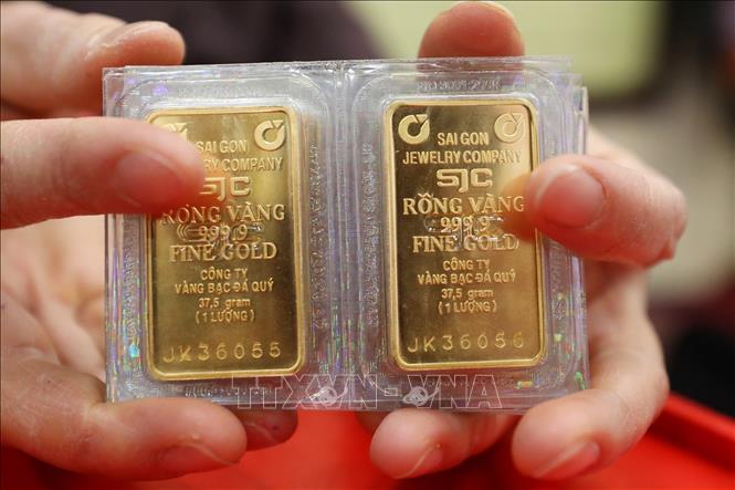 Vàng miếng SJC. Ảnh tư liệu: TTXVN