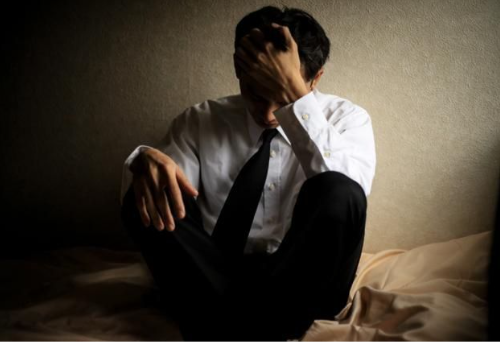  Hàn Quốc vẫn là quốc gia có tỷ lệ người tự tử cao nhất trong số các nước thuộc Tổ chức hợp tác và Phát triển Kinh tế (OECD). Hàn Quốc đứng đầu OECd trong năm thứ 22 liên tiếp.