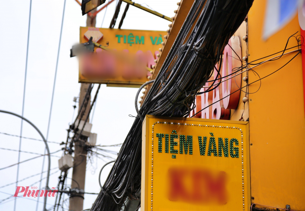 Một tiệm vàng