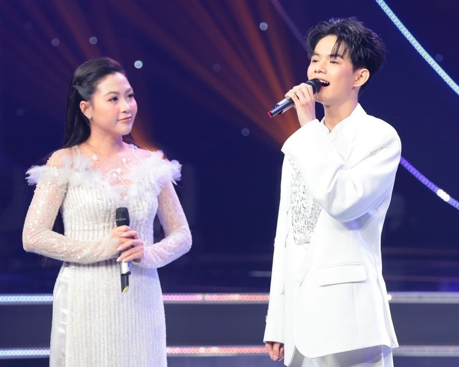Chuông bạc 2016 