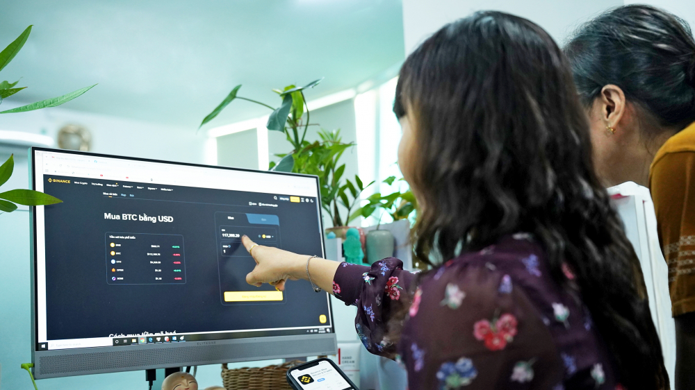 Nhiều sàn tiền ảo hứa hẹn lợi nhuận rất cao để huy động tiền thật, dễ khiến người tham gia mất tiền nếu không có kiến thức về tiền số ẢNH: THÀNH LÂM