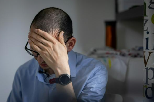 'Không ai nghe thấy tiếng la hét của bạn': Nhà hoạt động Turkmenistan David Omarov, người nói rằng ông đã bị bắt và tra tấn vì là người đồng tính