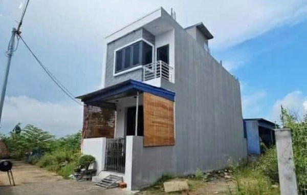 Ngôi nhà 2 tầng xây nhầm trên đất người khác ở phường Thiên Hương