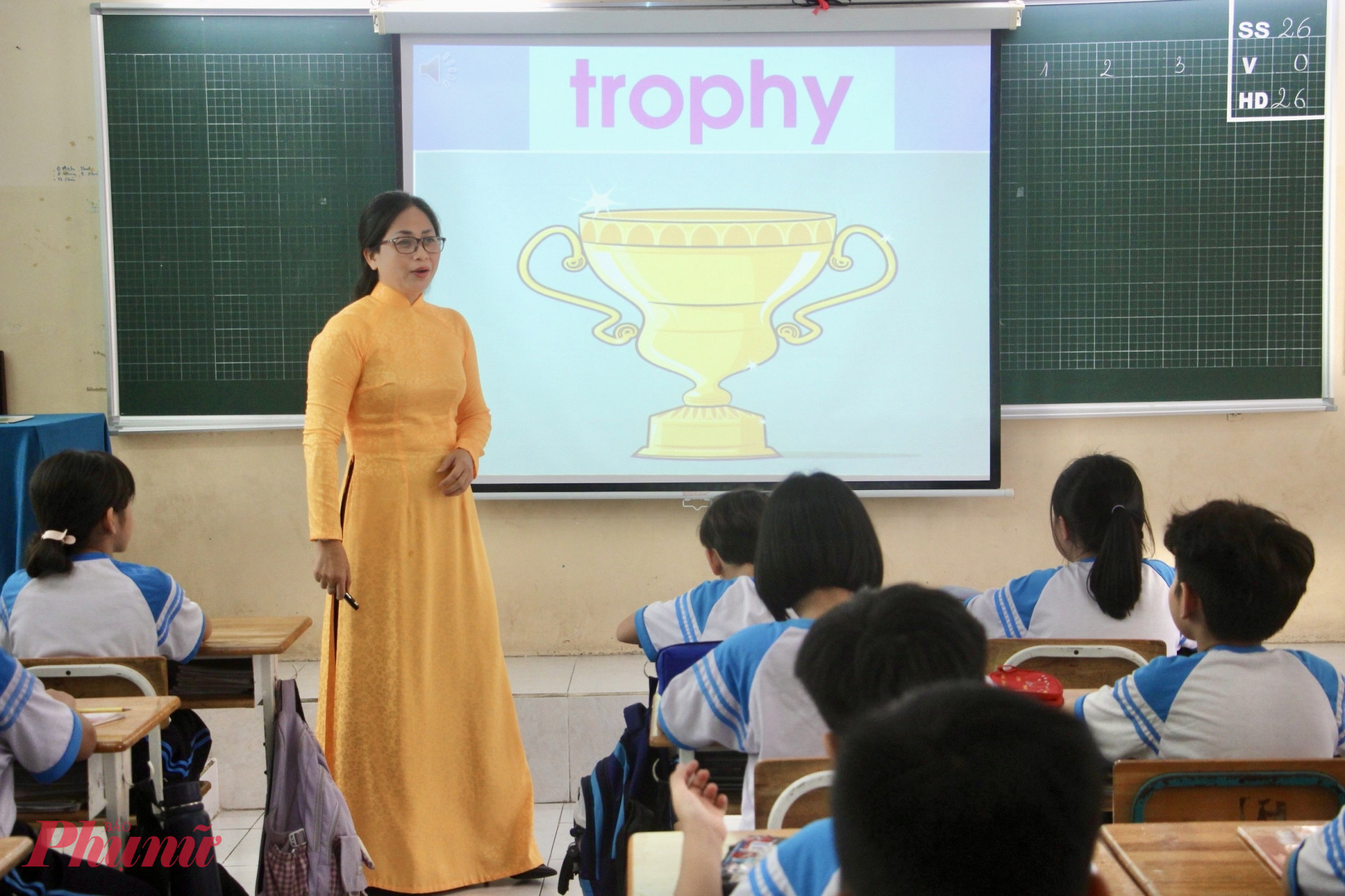 Để thực hiện Đề án này, Bộ GD-ĐT tính toán, cần bổ sung khoảng 12.000 giáo viên tiếng Anh mầm non, gần 10.000 giáo viên tiểu học