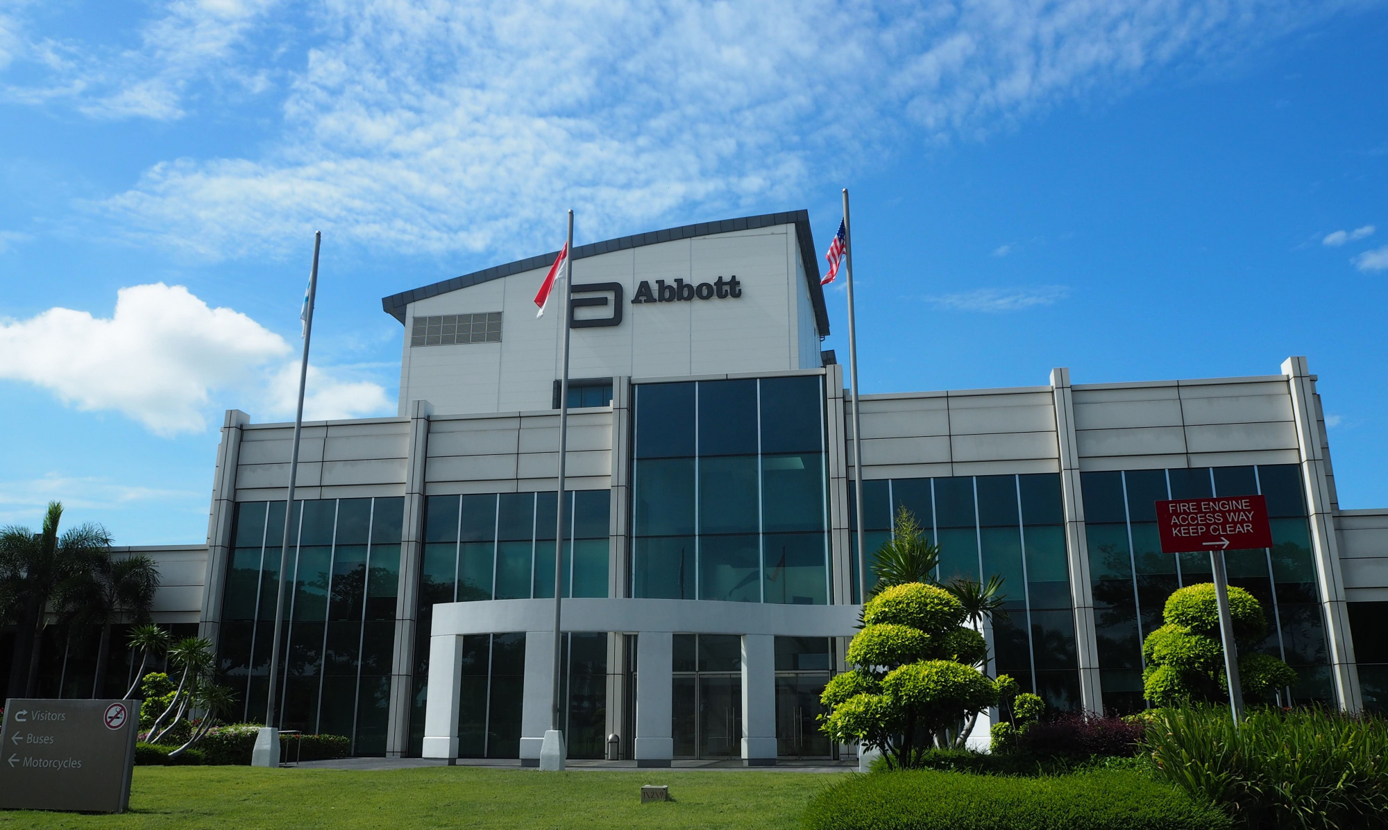 Các nhà khoa học tại Abbott không ngừng nghiên cứu và phát triển các giải pháp dinh dưỡng tiên tiến cho trẻ em