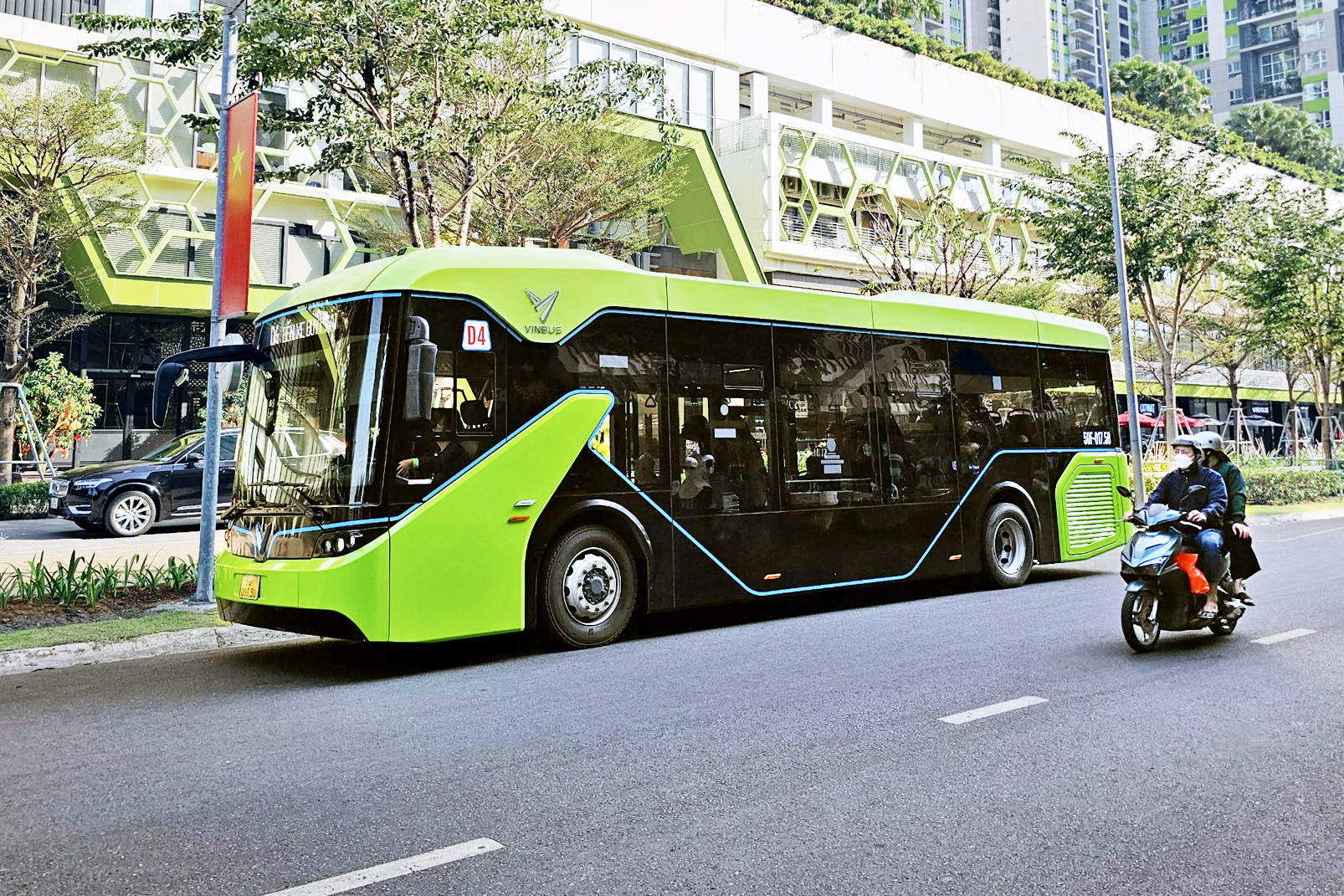 Chuyển đổi xanh là cơ hội để các doanh nghiệp đầu tư và bứt phá song còn nhiều thách thức - Ảnh: Nguyễn Sơn