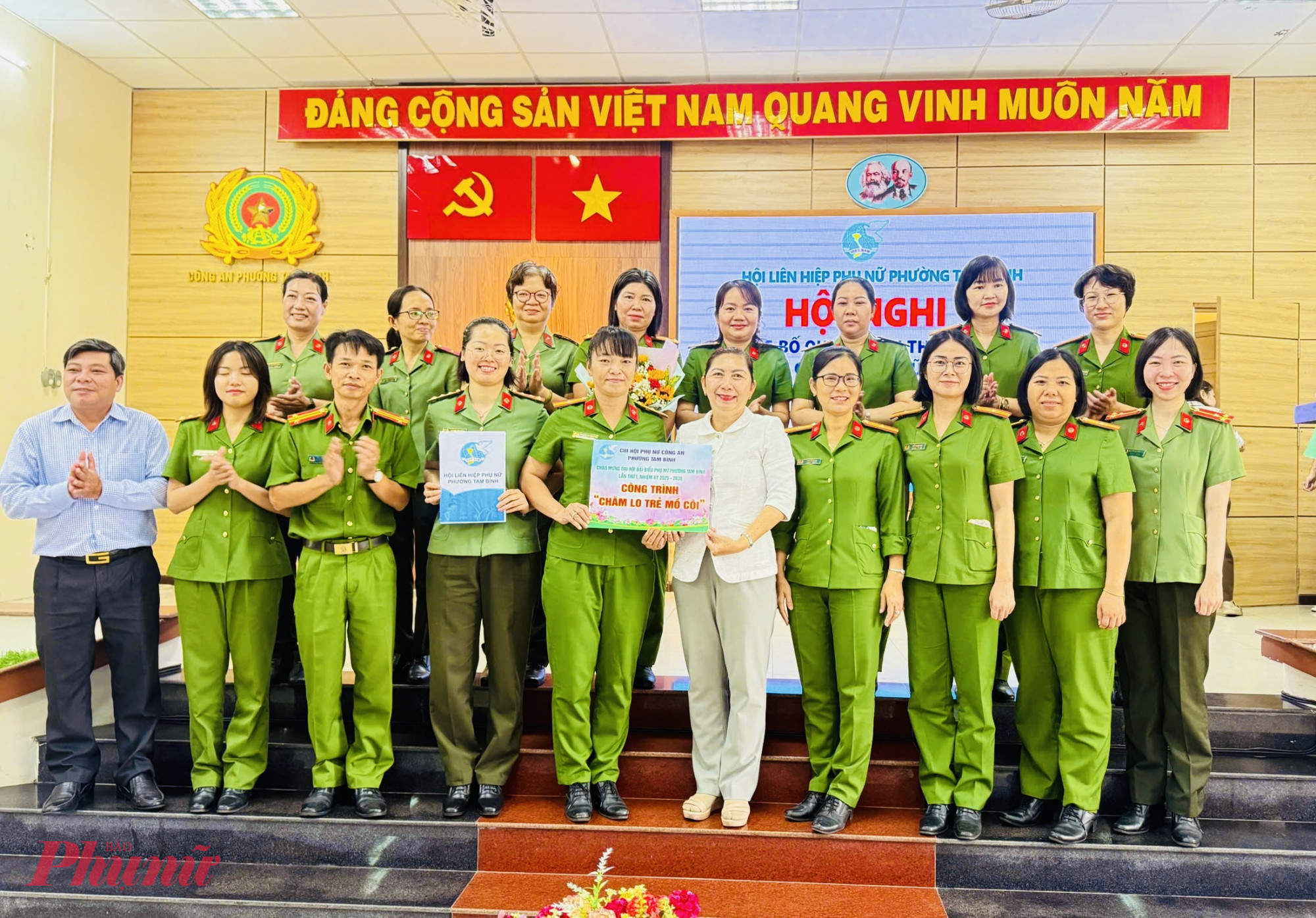 Chi hội Phụ nữ công an phường gồm 18 hội viên