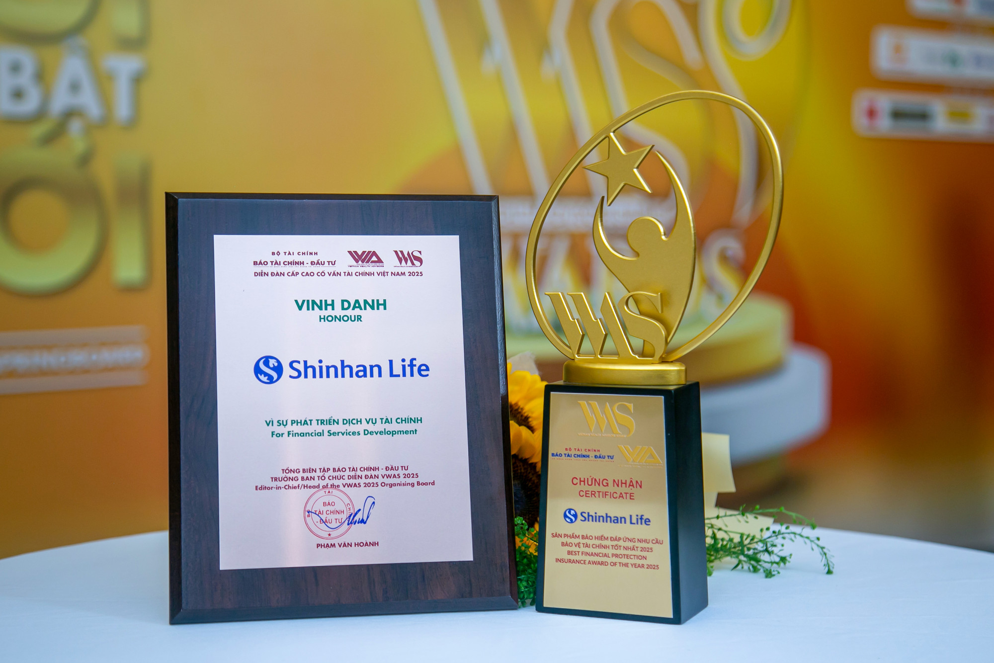 Công ty TNHH Bảo hiểm Shinhan Life Việt Nam (Shinhan Life Việt Nam) được vinh danh với giải thưởng “Sản phẩm bảo hiểm đáp ứng nhu cầu bảo vệ tài chính tốt nhất”