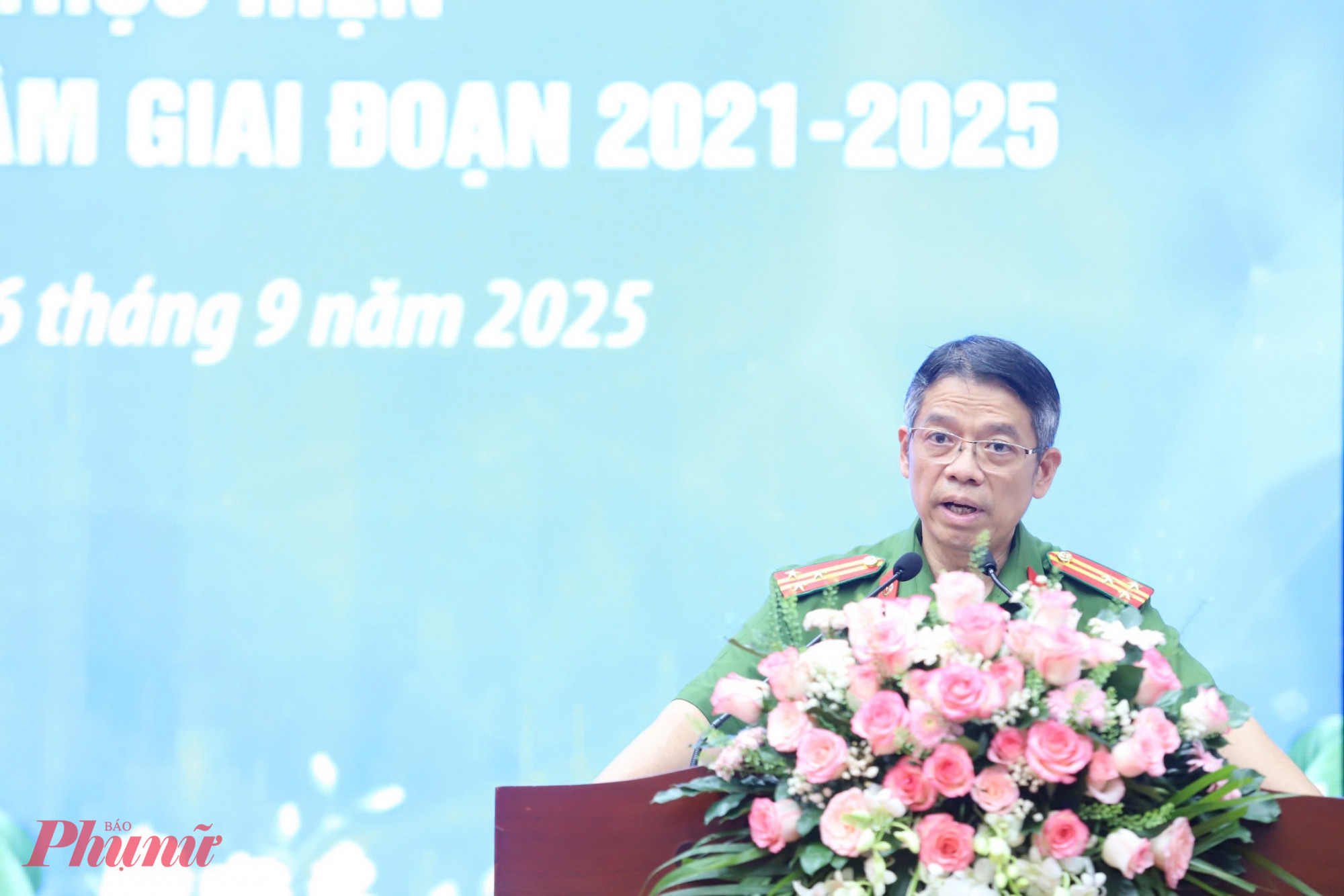 Thượng tá Lê Duy Sâm - Phó Trưởng phòng PC02, Công an TPHCM - thông tin tình hình phòng chống mại dâm trên địa bàn TPHCM trong thời gian qua- Ảnh: Thanh Tâm